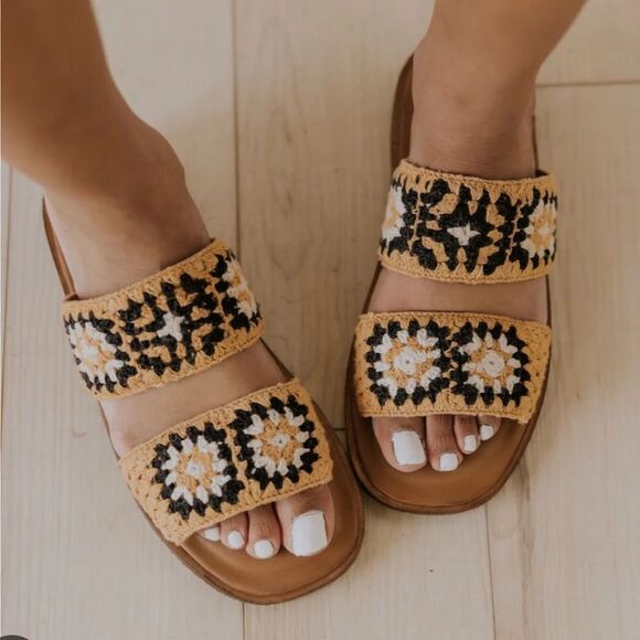 FREE PEOPLE Juliet Crochet Sandals / Multi Combo - Picture 2 of 7